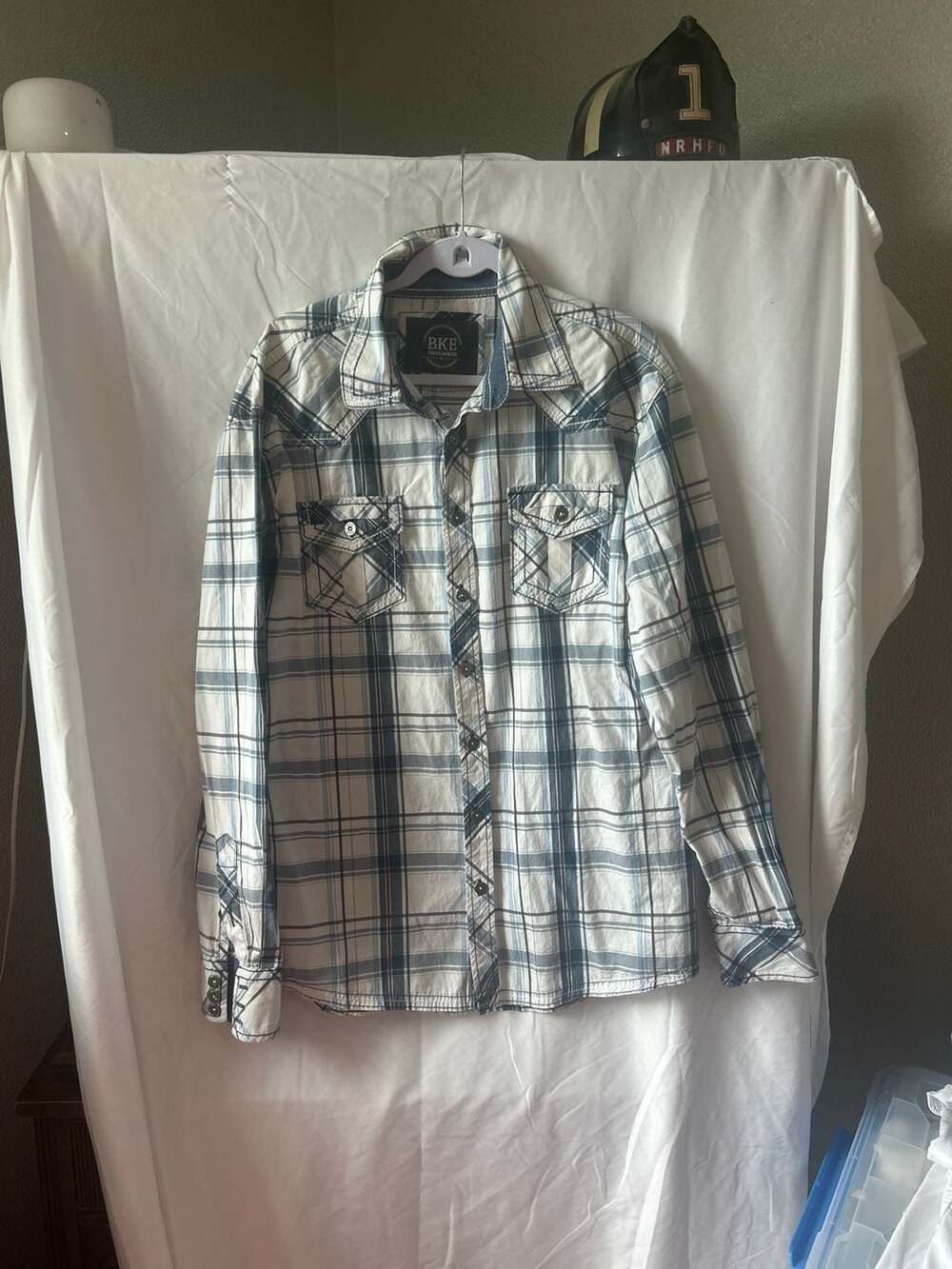 BKE Men's XL Athletic Fit Blue and White Plaid Western Snap Button Down Shirt